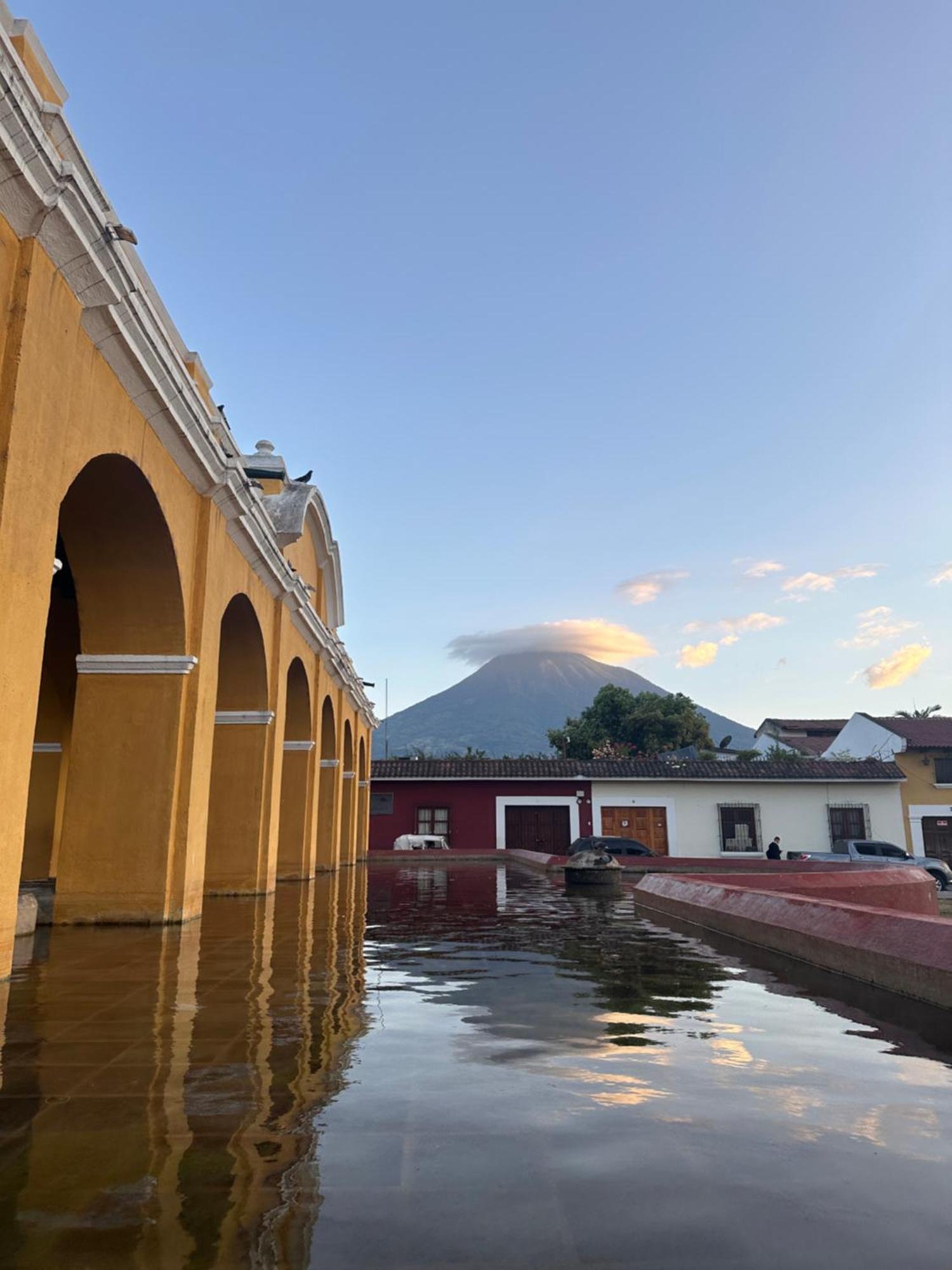 مبيت وإفطار أنتيغوا غواتيمالا Casa Elena المظهر الخارجي الصورة