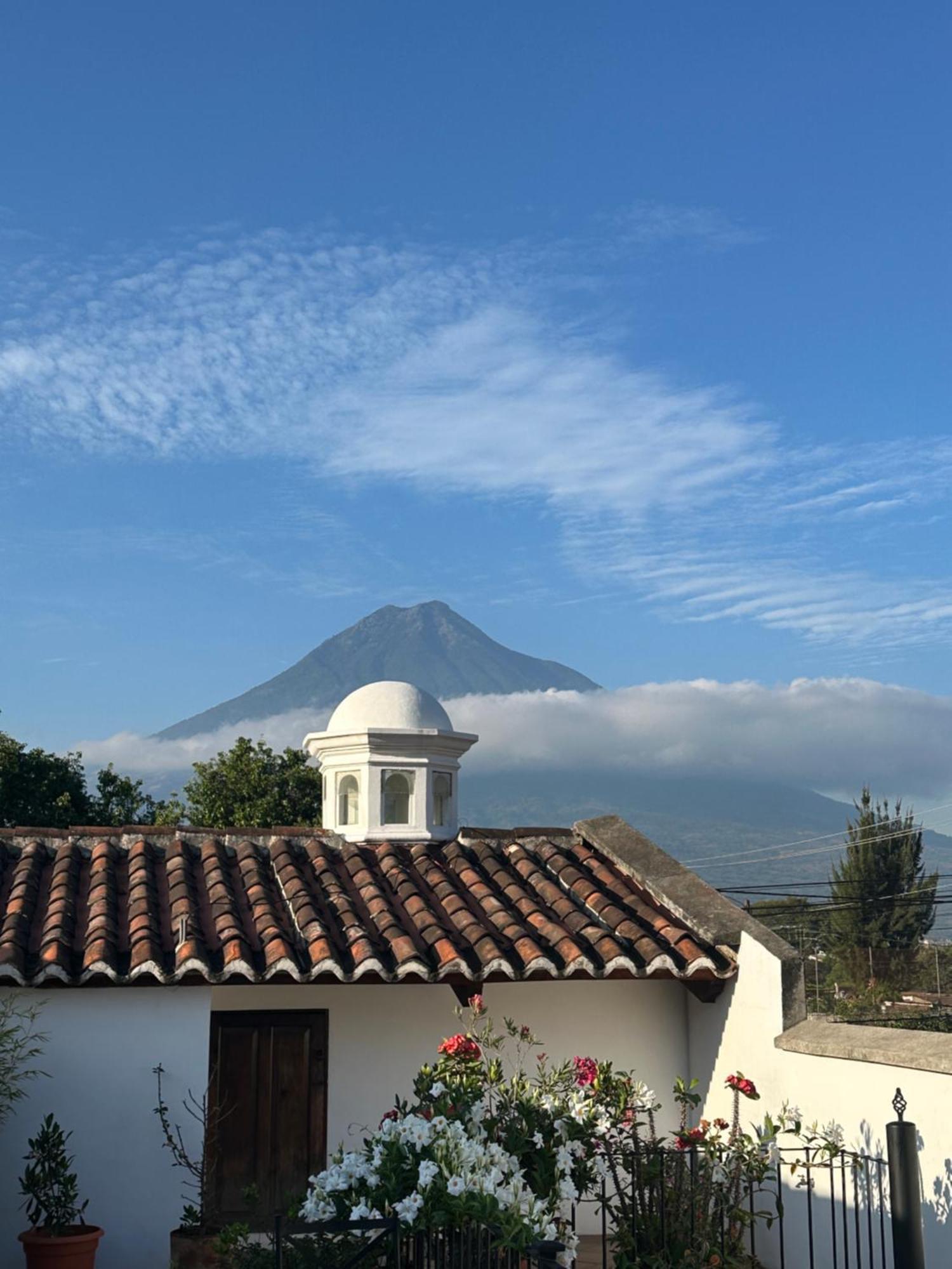 مبيت وإفطار أنتيغوا غواتيمالا Casa Elena المظهر الخارجي الصورة